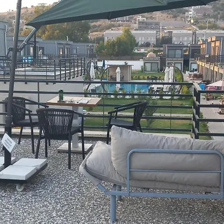 Yeni Henry's Little Cozy 2 *